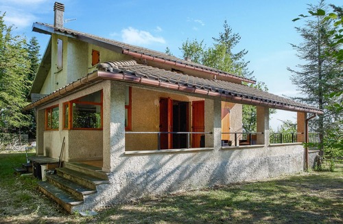 Civitella del Tronto House | Amazing home in Cerqueto di Civitella with WiFi