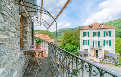 Loco House | Amazing Home In Loco Di Rovegno