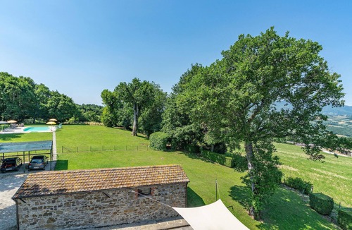 Pieve Santo Stefano House | Amazing home in Pieve S. Stefano AR