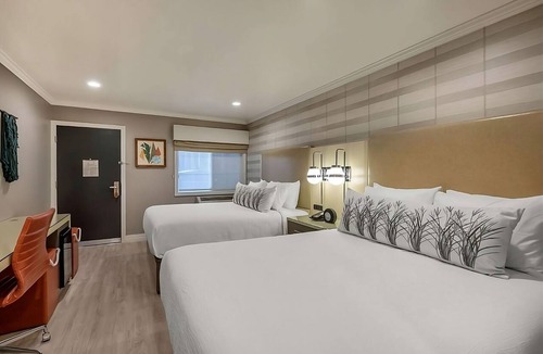 Southeast Torrance Hotel | Amazing Stay! Four Great Units/8 Queen Beds, Central Location, Free Parking