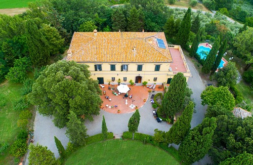 Il Poggio Villa | AMORE RENTALS - Villa Il Giardino with Private Swimming Pool, Garden, Ideal for Weddings