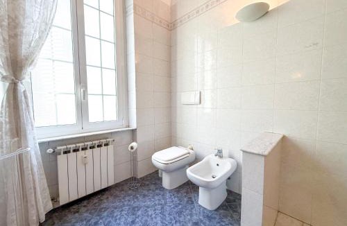 Genoa Apartment | Ampio Quadrilocale - 50metri Stazione Treni