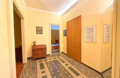 Genoa Apartment | Ampio Quadrilocale - 50metri Stazione Treni