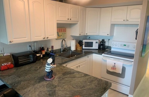Islamorada House | An adorable, decorated studio apartment