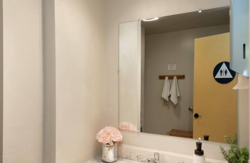 Harbor Hotel | Anchor Pointe Inn