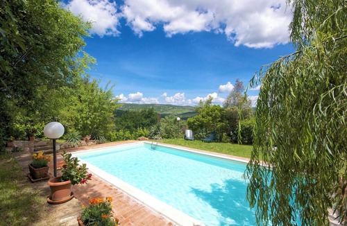 Il Poggio Villa | Ancient villa with private pool and garden in Val D'Orcia, Unesco heritage site