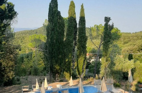 Suvereto Apartment | Antenata | Tuscan farmhouse apartment with pool and nature views