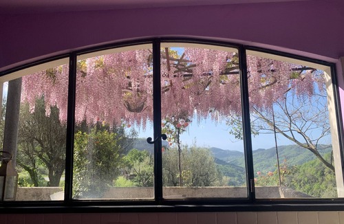 Calice Ligure Apartment | Antica Casa del Canto Peaceful Holiday Home, Garden, fast Wifi, Private Parking