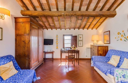 Poggiarello Apartment | Antico Borgo San Lorenzo - Fico by Interhome
