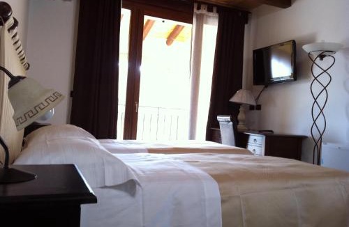 Granarolo dell'Emilia House | Antico Noce