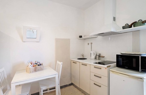San Bartolomeo al Mare Apartment | Apartment 'Villa Mistral' with Private Pool, Wi-Fi and Air Conditioning