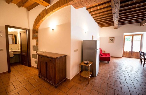 Loro Ciuffenna Apartment | Apartment 7 with Terrace - La Ferriera Residence with Pool