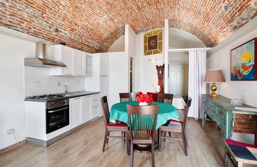 Cervo Apartment | Apartment 'Actis2, Borgo Dei Pescatori' with Balcony, Wi-Fi and Air Conditioning
