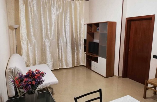 San Faustino-Madonnina-Quattroville House | Apartment Adjacent to the Historic Center - V. Jacopo Barozzi