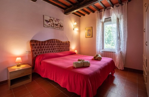 Magliano in Toscana Other | Apartment "Agriturismo La Pieve - Rose" with Shared Pool & Wi-Fi