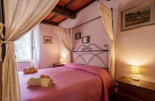 Magliano in Toscana Other | Apartment "Agriturismo La Pieve - Rose" with Shared Pool & Wi-Fi