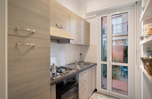 Alassio Apartment | Apartment 'Alassio Mare E Non Solo 2' with Sea View, Wi-Fi and Air Conditioning