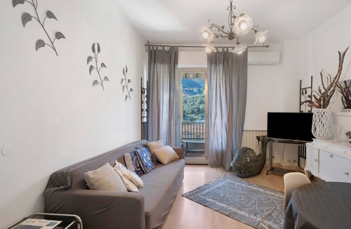 Alassio Apartment | Apartment 'Alassio Mare E Non Solo 2' with Sea View, Wi-Fi and Air Conditioning