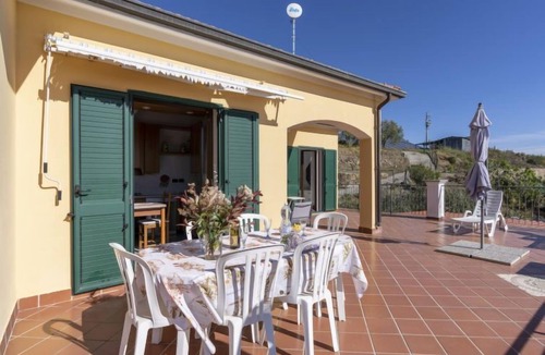 Costarainera Apartment | Apartment Aurora by Interhome