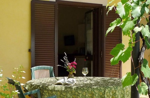 Collevecchio Apartment | Apartment bamboo