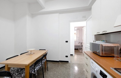 Sestri Ponente Apartment | Apartment 'Benny Genova Aeroporto' with Wi-Fi