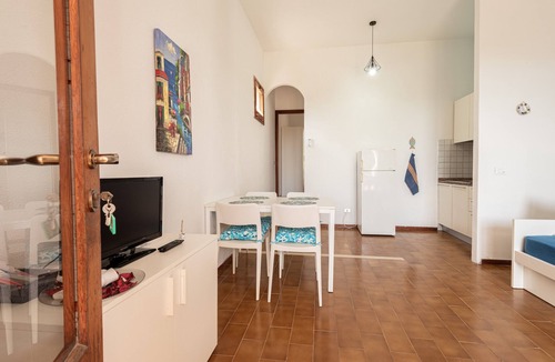 Lacona Apartment | Apartment 'Bilo Nr 5' with Mountain View and Shared Garden