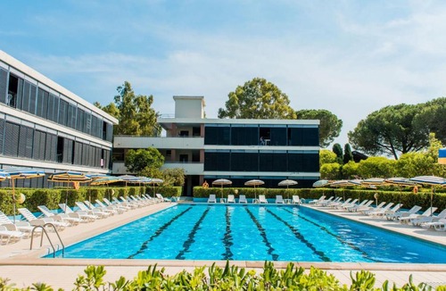 Marina di Bibbona Apartment | Apartment Bilo Standard Garden-4 by Interhome