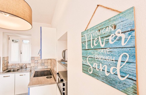 Rio nell'Elba Apartment | Apartment 'Bilo Terrazza Rio Elba' with Mountain View, Balcony and Air Conditioning