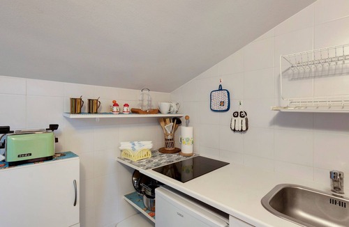 Cervo Apartment | Apartment 'Casa Athena' with Wi-Fi