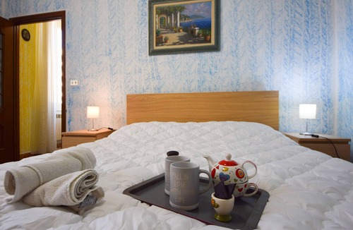 San Teodoro Apartment | Apartment 'Casa Boheme' with Wi-Fi and Air Conditioning