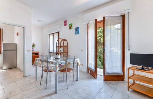 Porto Azzurro Apartment | Apartment 'Casa Claudia A Porto Azzurro' with Balcony