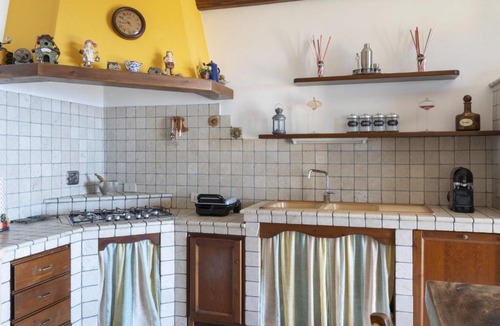 Cason della Guardia Apartment | Apartment Casa della Mimosa by Interhome