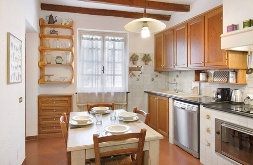 Sestri Levante Apartment | Apartment 'Casa Le Rocchette' with Sea View, Private Terrace and Wi-Fi