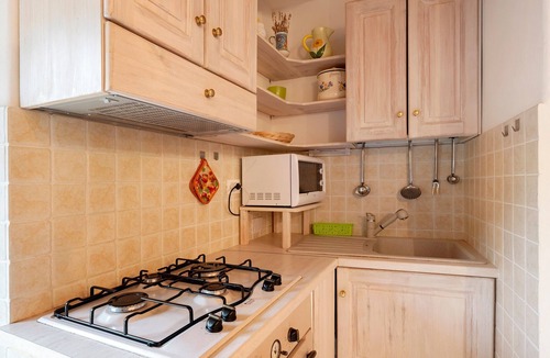 Apricale Apartment | Apartment 'Casa Reanna' with Mountain View, Balcony and Wi-Fi