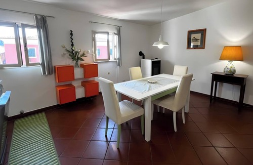 Porto Azzurro Apartment | Apartment 'Cavour' with Sea View, Wi-Fi and Air Conditioning