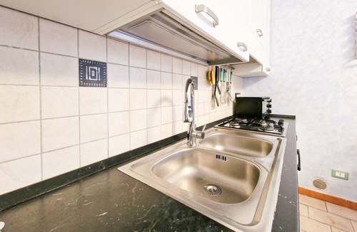 Rio nell'Elba Apartment | Apartment 'Cristina' with Private Terrace, Wi-Fi and Air Conditioning