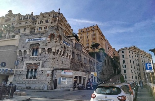 Lagaccio Apartment | Apartment downtown 250m from station marittime train principe
