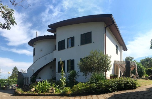 Soriano nel Cimino Apartment | Apartment Enjoy tourist lease a stone's throw from the town center