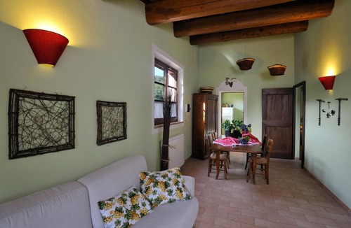 Montelaguardia Other | Apartment GRAPE (Agriturismo Il Corniolo)