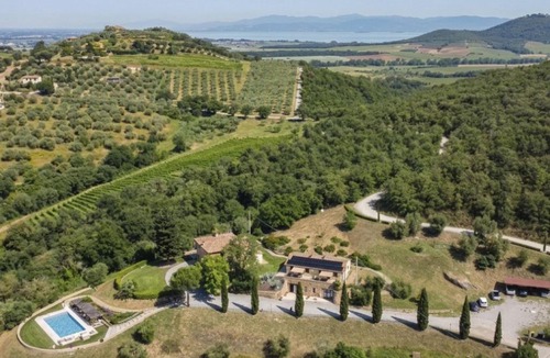 Panicale Apartment | Apartment Il Cipresso - L'Olmo - L'Ulivo by Interhome