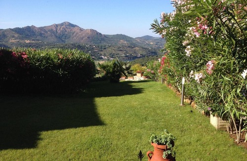 Capoliveri Apartment | Apartment in Capoliveri with Private Parking