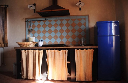 Castiglione del Lago Other | Apartment in Castiglione Del Lago with Private Parking