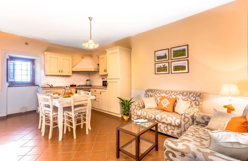 San Macario In Monte House | APARTMENT IN FARMHOUSE UP TO 8 GUESTS WITH PANORAMIC POOL.1 KM FROM THE VILLAGE