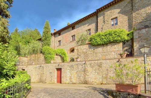 Gaville House | Apartment in Tuscany with Pool & Garden