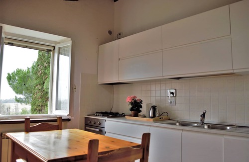Gualdo Cattaneo Apartment | Apartment in villa with stunning scenery and swimming pool