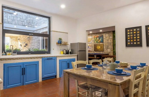 Montoro Apartment | Apartment in villa with pool on Umbrian hills