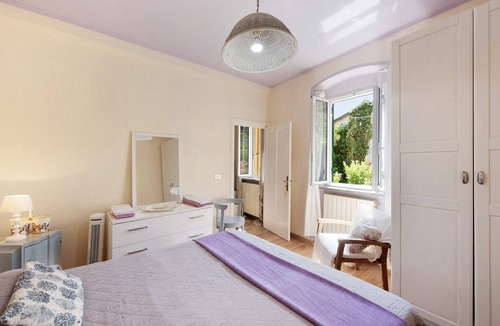 Varazze Apartment | Apartment 'Itaca' with Balcony and Wi-Fi