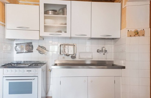 Borzonasca Apartment | Apartment 'La Casa della Nonna' with Mountain View, Pool & Wi-Fi