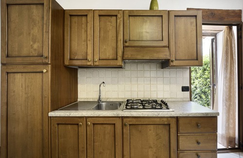 Rossi Apartment | Apartment 'La Cicala 1' with Shared Pool, Private Terrace and Shared Garden