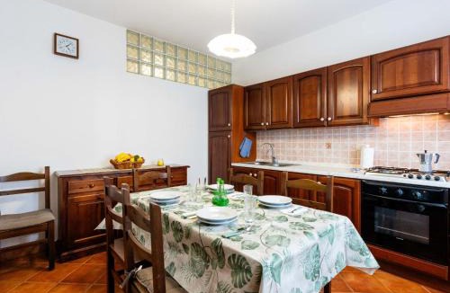 Diano Castello Apartment | Apartment La Colombera-2 by Interhome